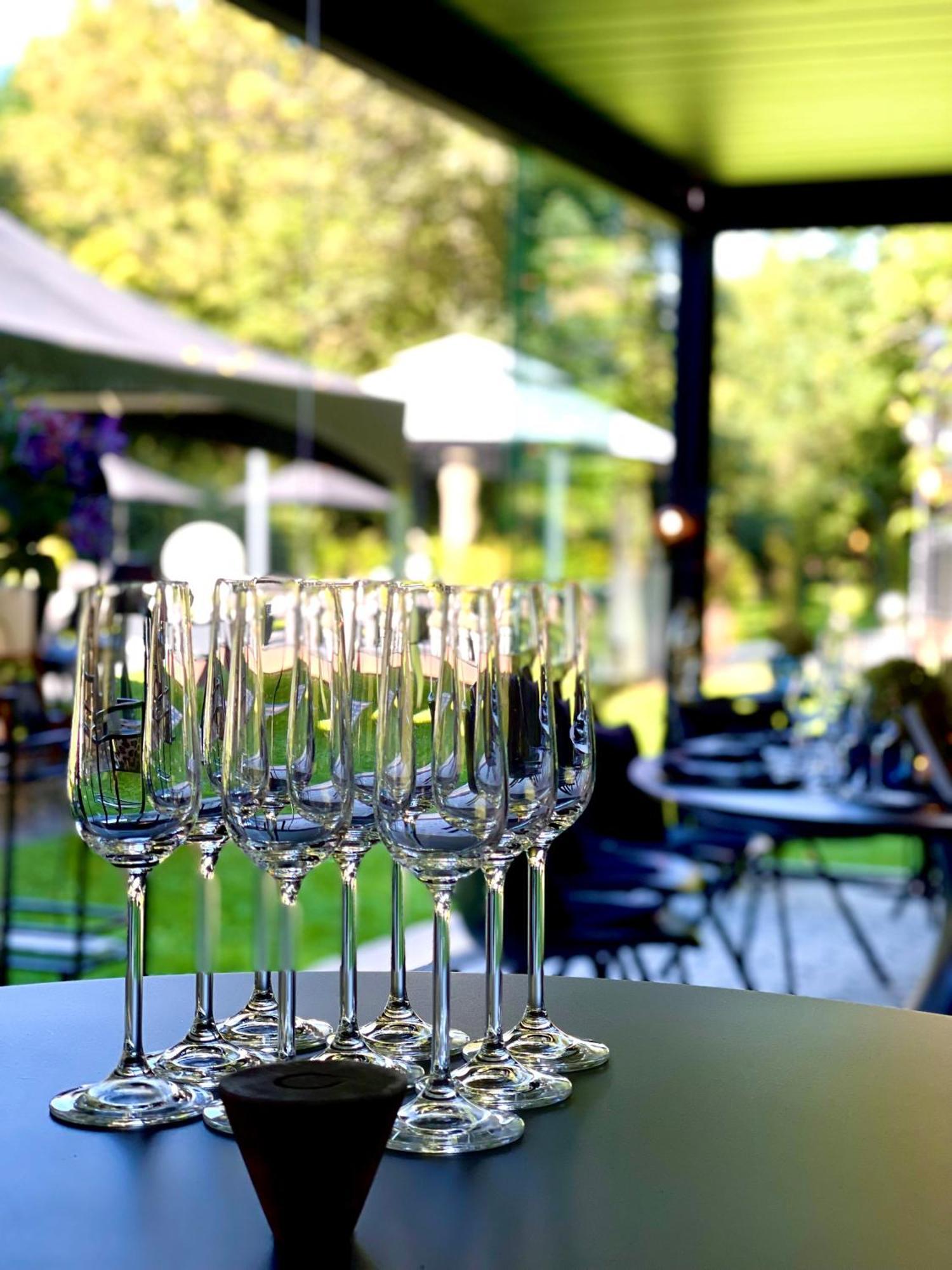 Charmehotel Manoir Ogygia Поперинге Экстерьер фото